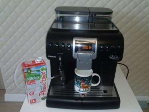 Кофемашина Philips Saeco Royal Gran Crema HD 8920