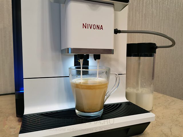Двойной молочный диспенсер у кофемашины Nivona NICR 960/965/970