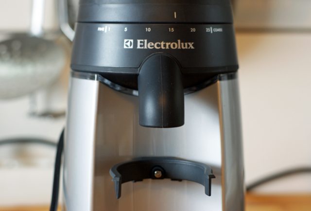 Кофемолка Electrolux EEG 8000