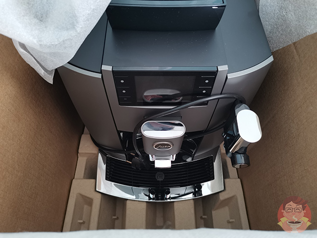 Распаковка кофемашины JURA W8 EA Dark Inox 15550