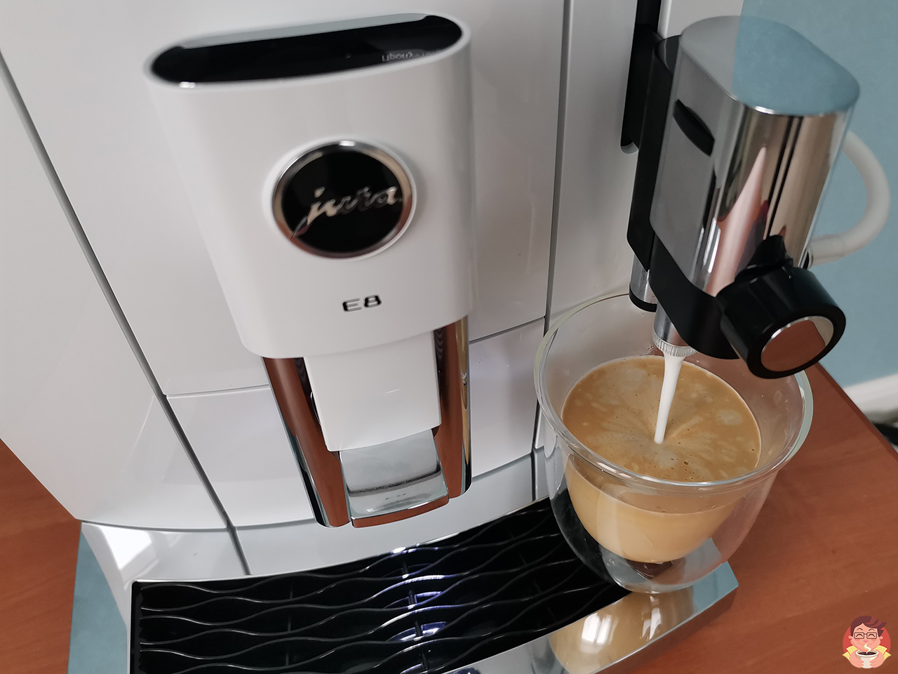 Приготовление капучино (Jura E8)
