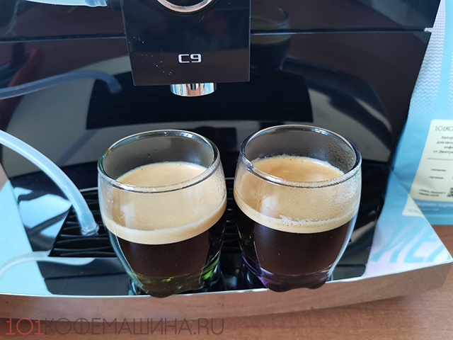 Эспрессо на кофемашине JURA C9